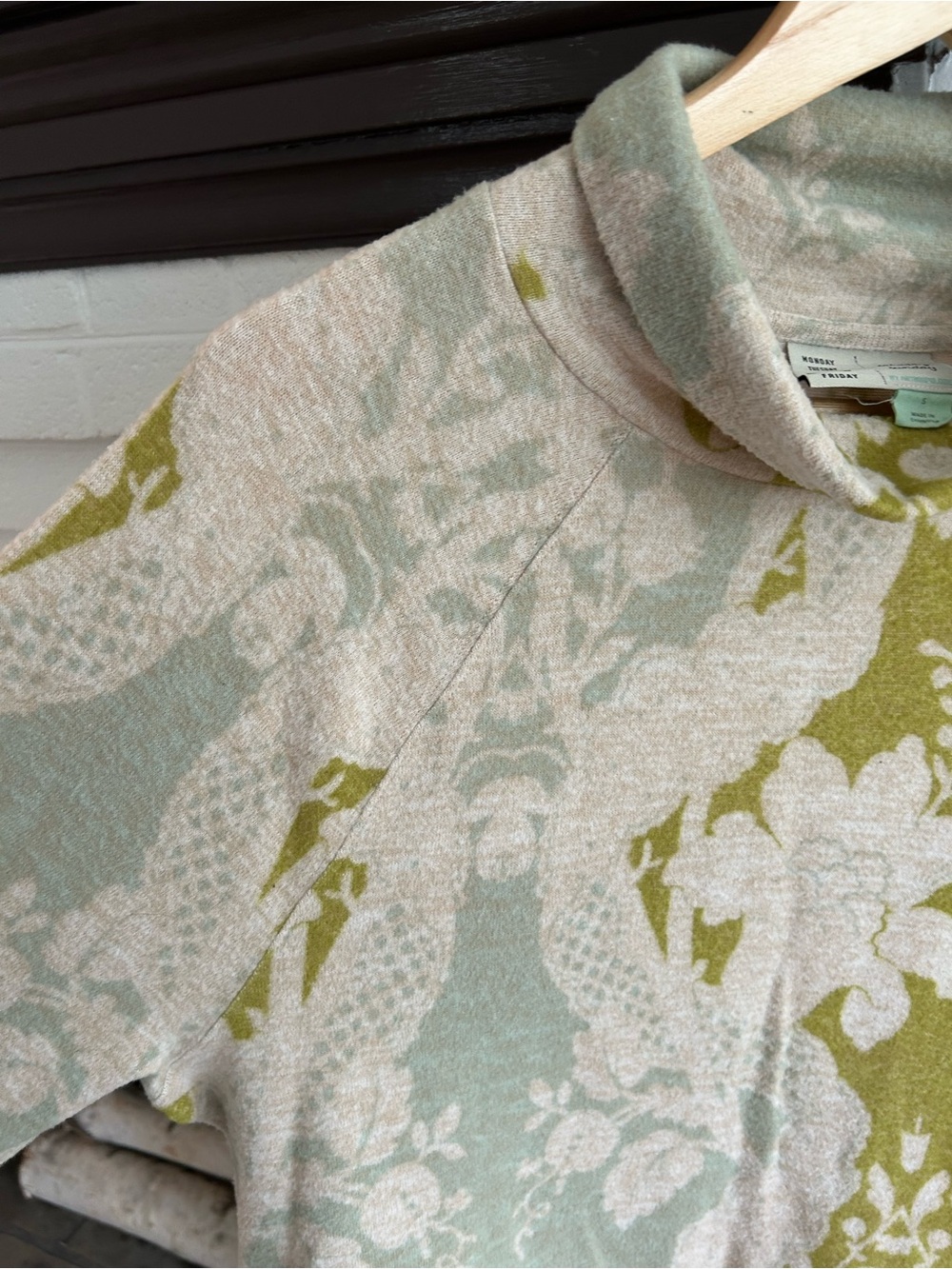 Saturday Sunday Floral Turtleneck Pullover in Sage, Olive & Cream Size S - Picture 4 of 8